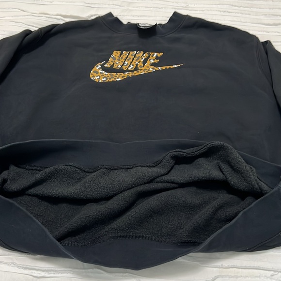 Women’s Nike Animal Print Sweatshirt - Picture 5 of 5